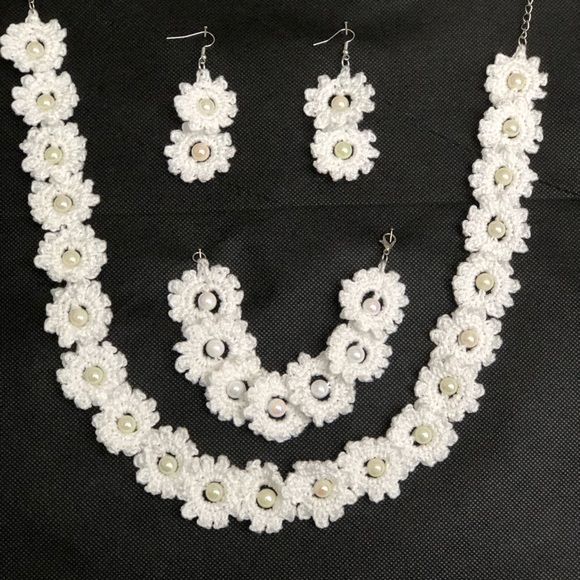 Necklace set handmade and with love - Picture 1 of 1